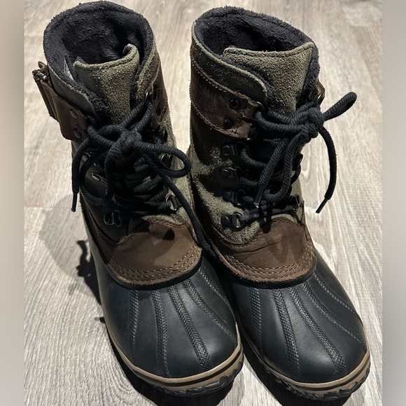 Sorel - Women’s Winter Fancy Lace ll Boots - Picture 2 of 11